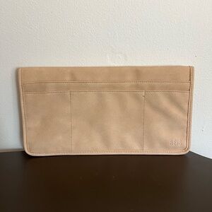 Beis Seatback Organizer in Beige